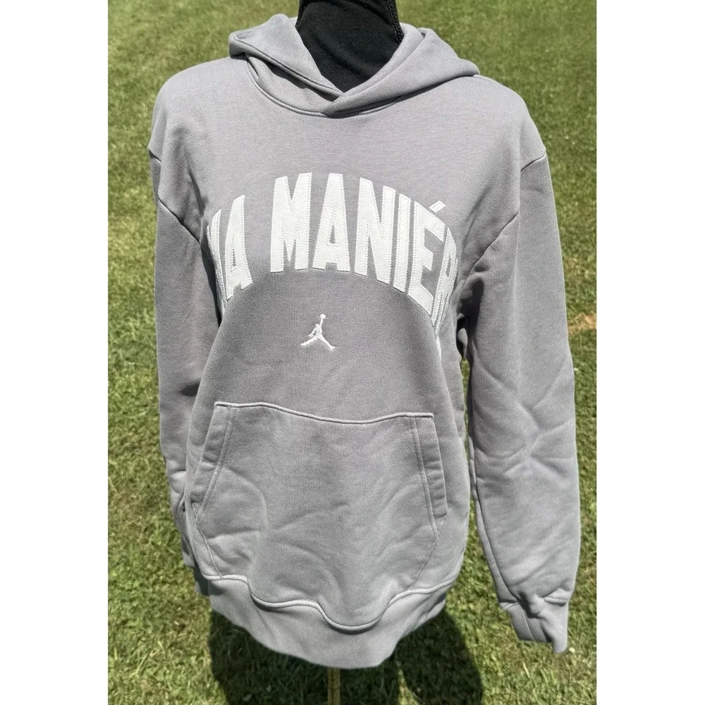 Jordan Hoodie Mens XS Gray A Ma Maniere Pullover Fleece Jumpman Logo Graphic
